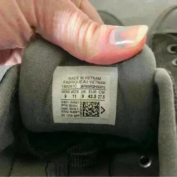 Converse Triple Black Grey Speckled Padded Tongue Sz 9, 160297C- EUC! - Picture 12 of 12